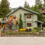 Immaculate Alpine Meadows family home